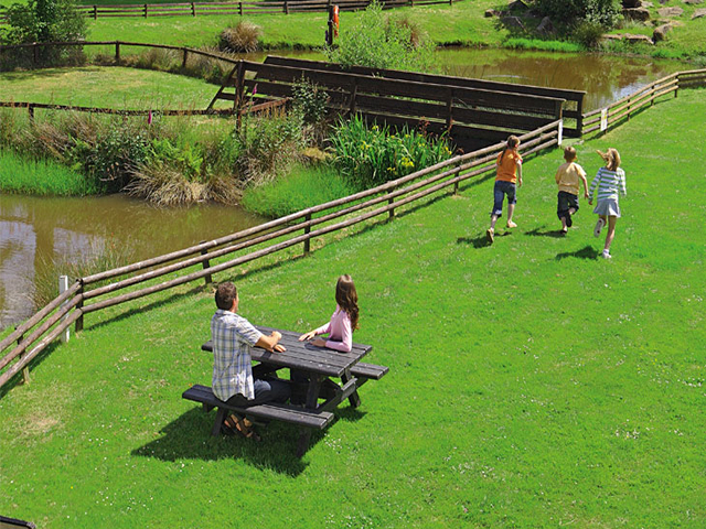 Park setting at Garreg Wen